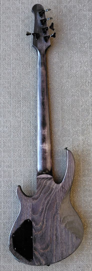 ベース Gibson EB Bass 5strings USA 2018