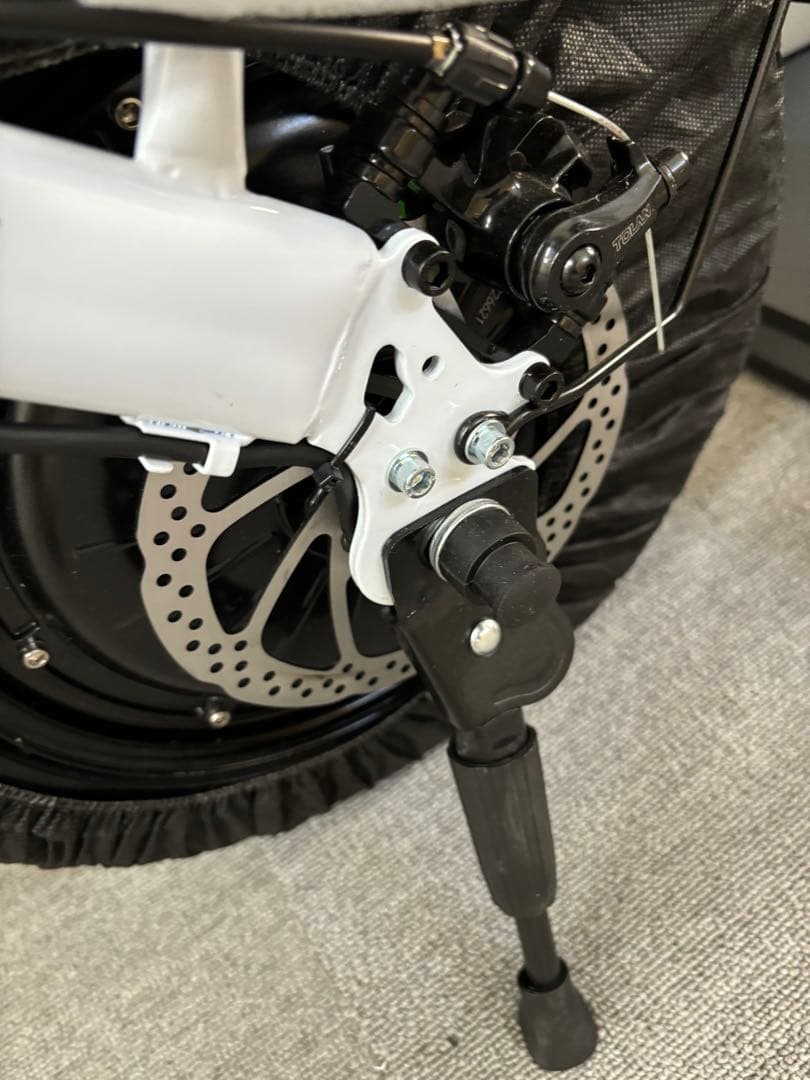 送料込み/新品/ハイスペック/折りたたみ/電動アシスト自転車/白