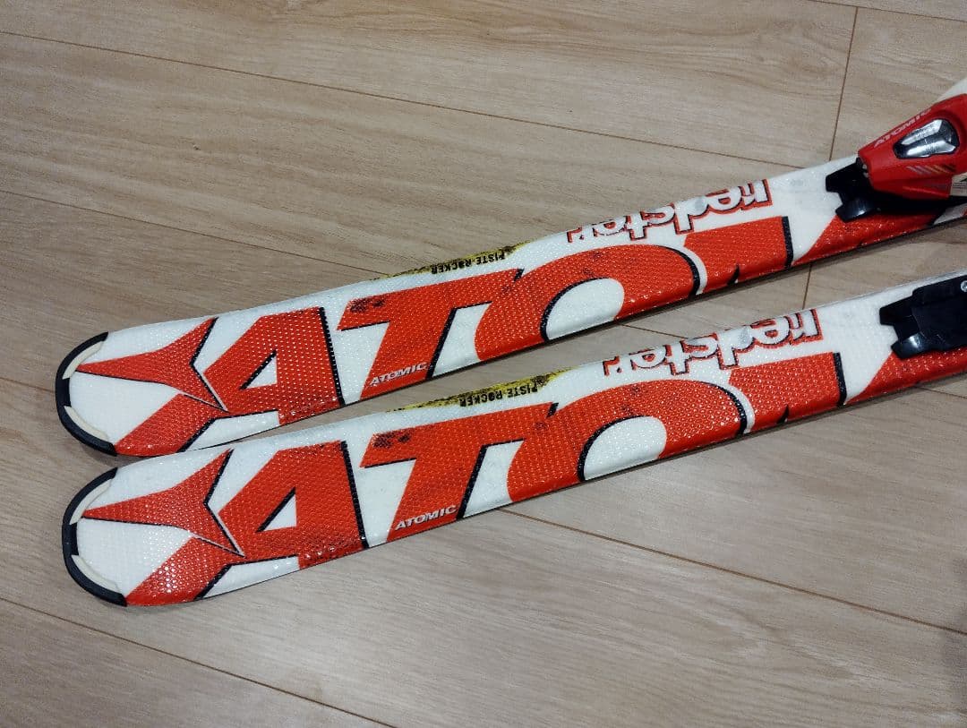 ATOMIC Redster 140ジュニアスキー板 ストック追加可能