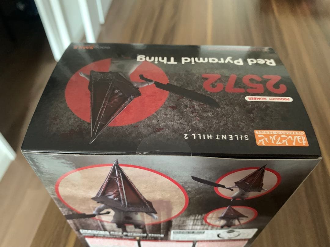 Red Pyramid Thing/レッドピラミッドシング