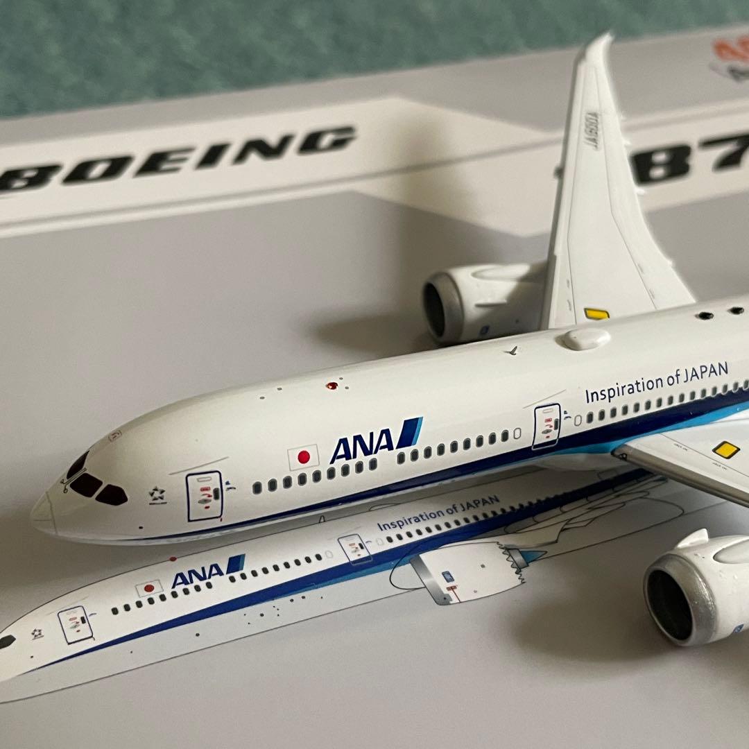 ANA 787-10 全日空 JA900A av スタンド付き 1:400