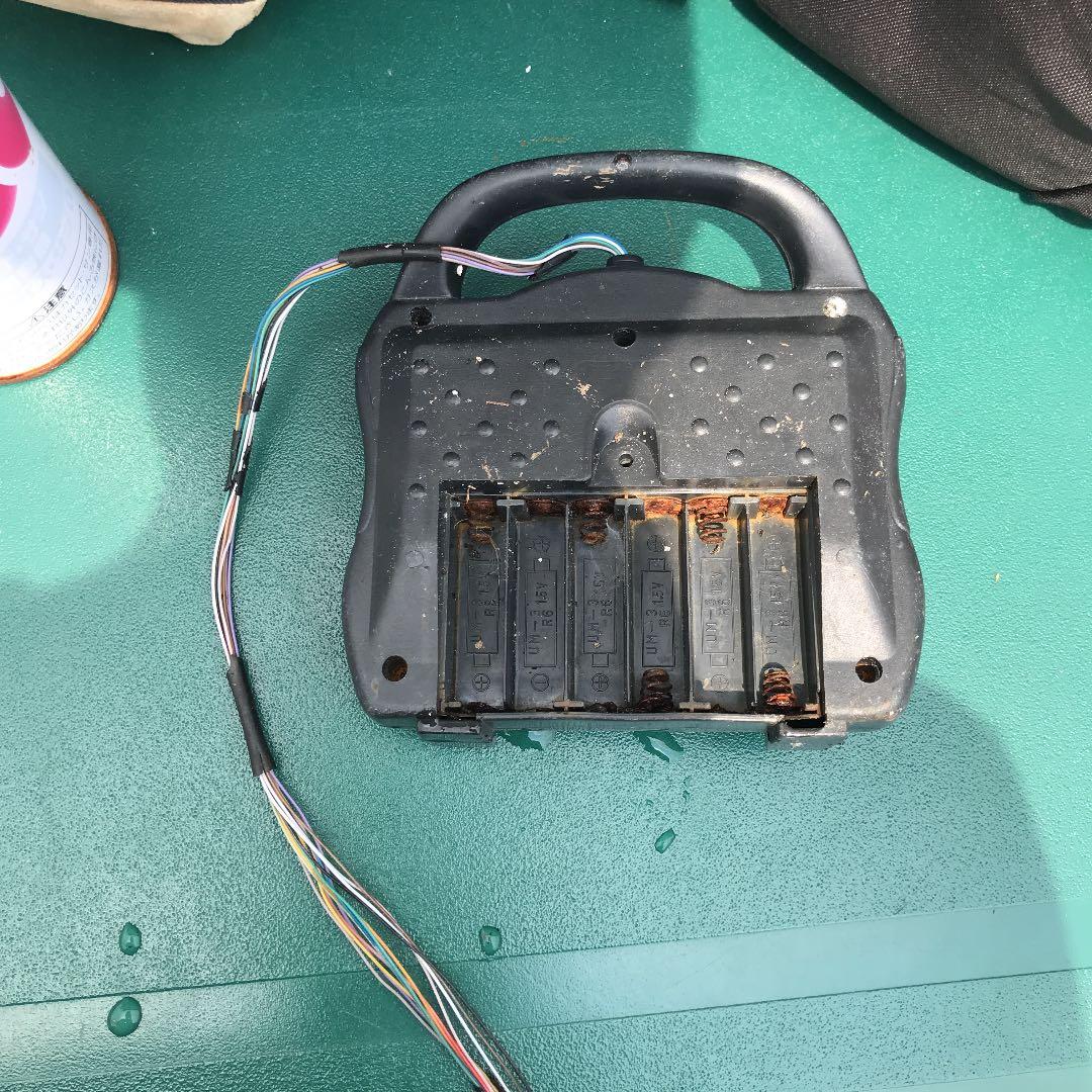 壊れたラジコン操作機