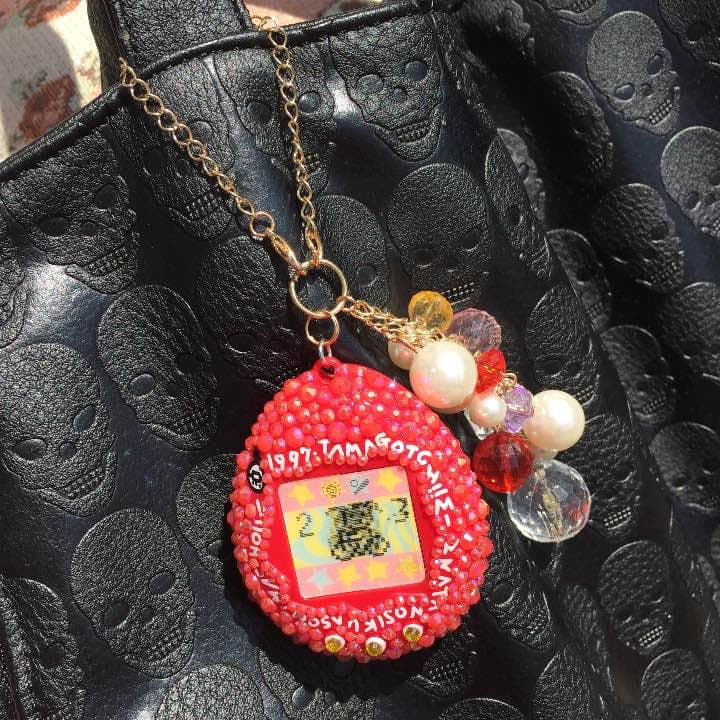 【確認中】可愛すぎるたまごっち！デコケース❤︎絆創膏付き