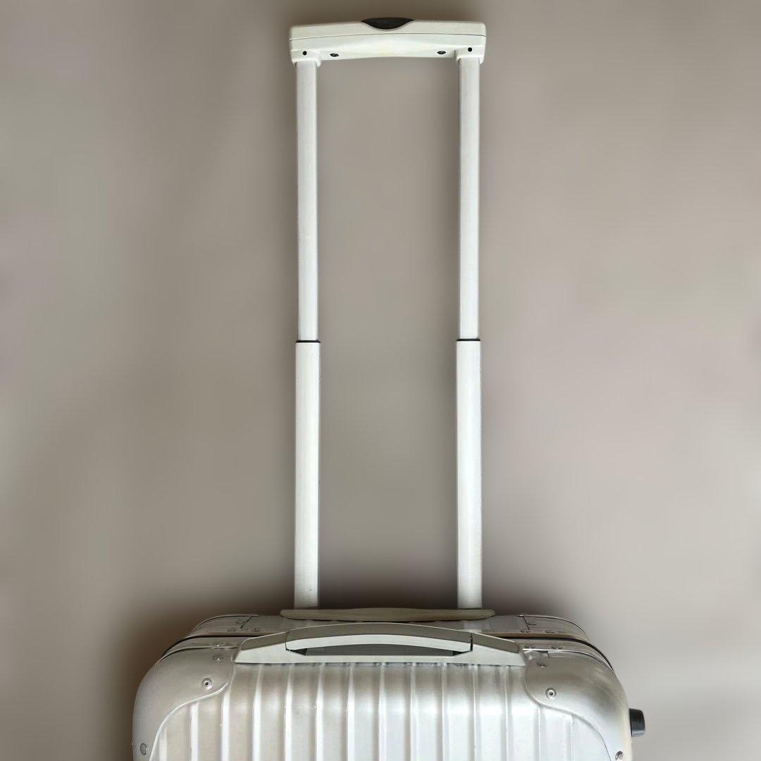 リモワ✨919.52『Lufthansa』廃盤 2輪 キャビン・トロリー 35L