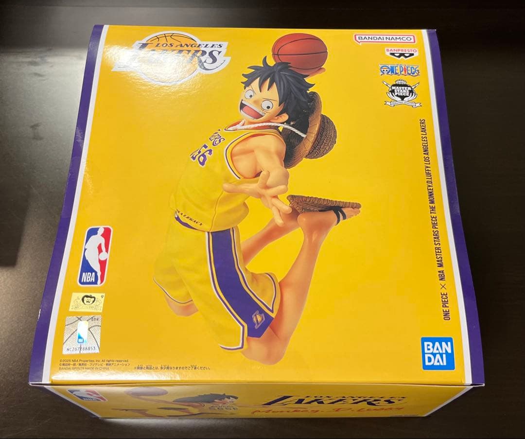 ワンピース ベースショップ ルフィ NBAフィギュア LAKERS レイカーズ