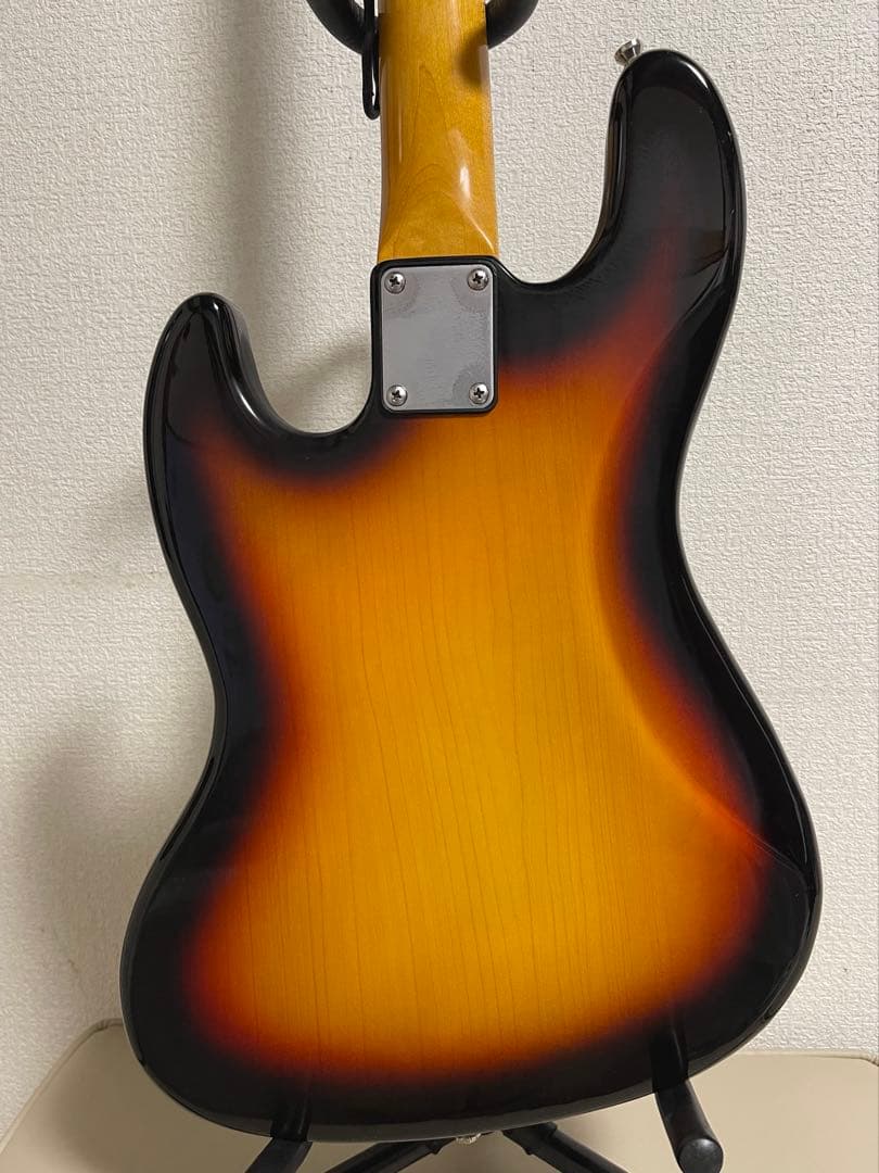 エレキベース サンバースト　Kgarage ジャズベース