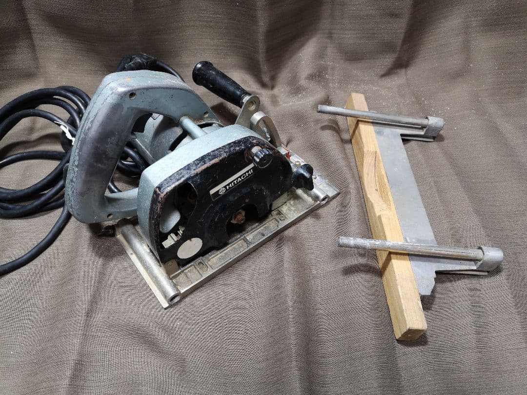 HITACHI 21mm 小穴カッター PG21BA 定規付