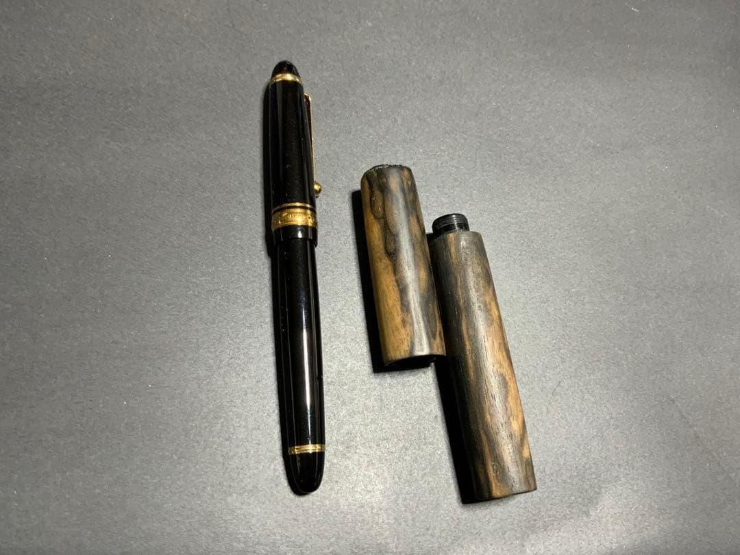 PILOT 万年筆 743 Bニブ　孔雀杢黒柿軸と合わせて