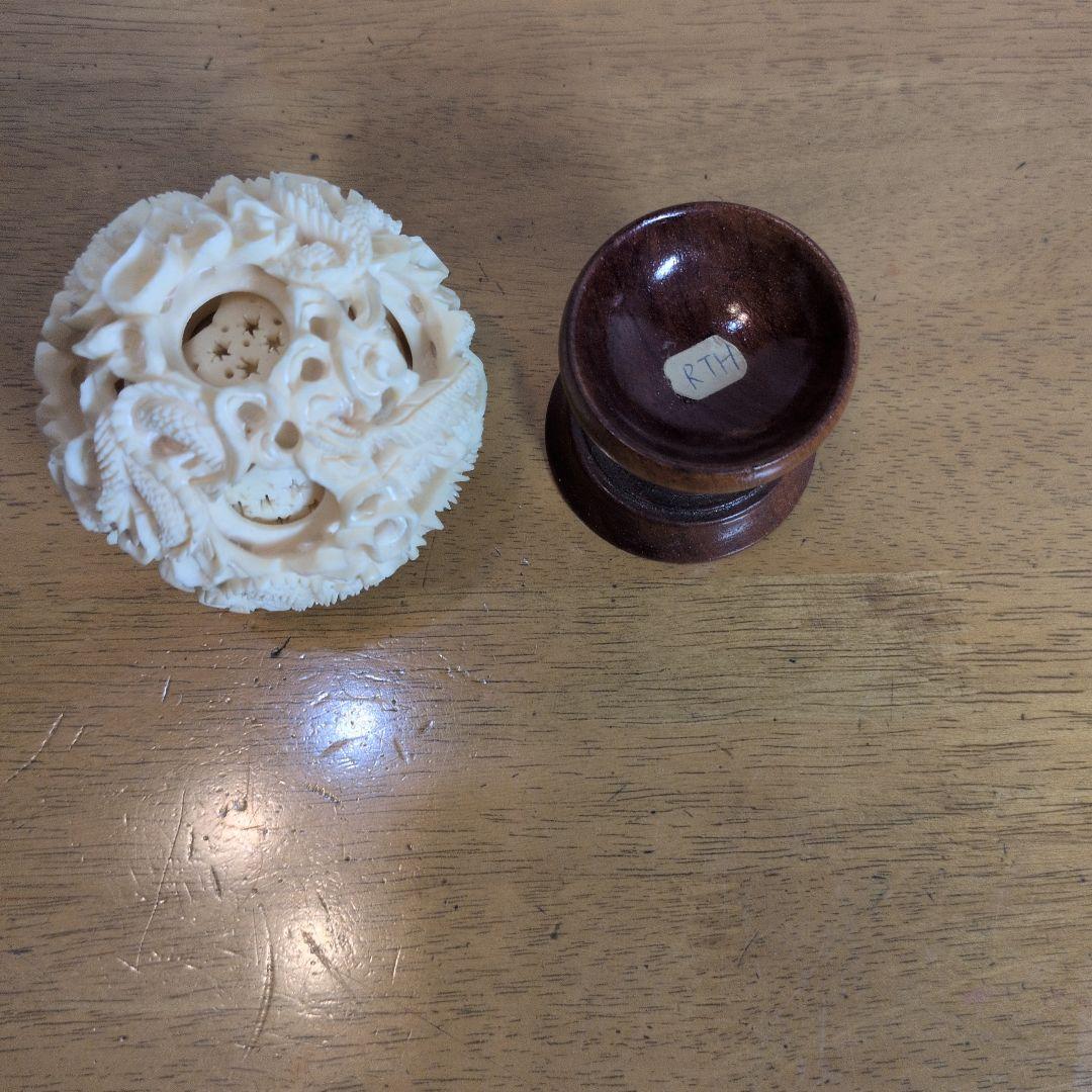 象牙調のドラゴン多層球