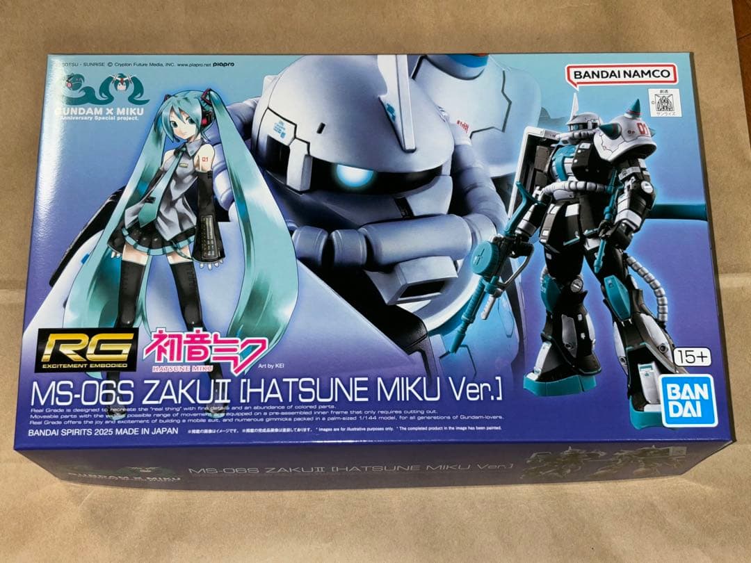 RG 1/144 MS-06S ザクII 初音ミクVer.