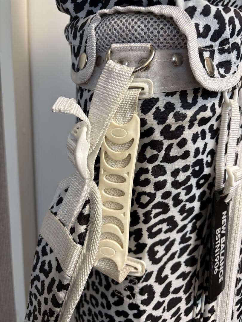 NEW BALANCE ヒョウ柄　キャディバッグ　ニューバランス　ゴルフ