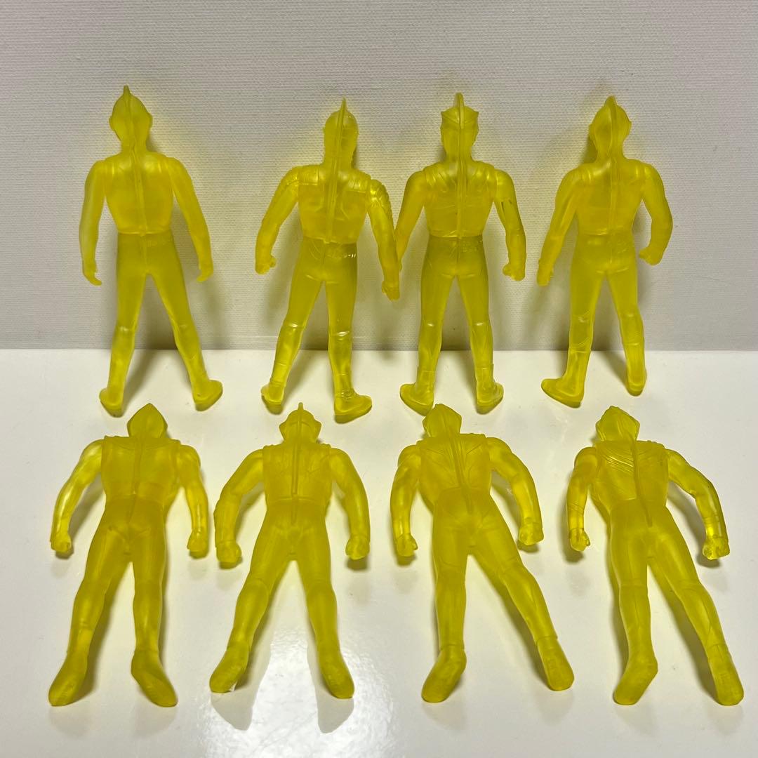 限定品　ウルトラ8兄弟　グリッターVer. ソフビ ウルトラマン