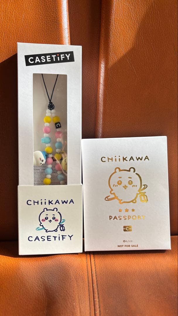 ちいかわ casetify スマホストラップ　ノベルティ　パスポートケース