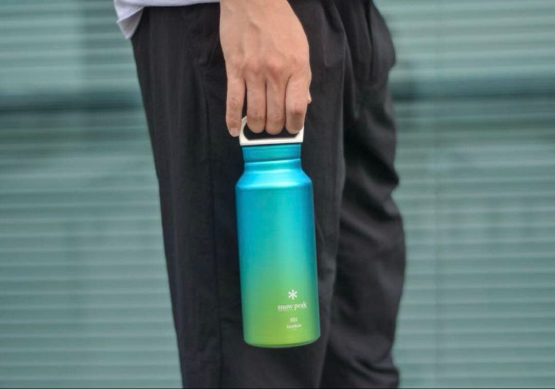 【新品未開封】peak オーロラボトル800 TW-800