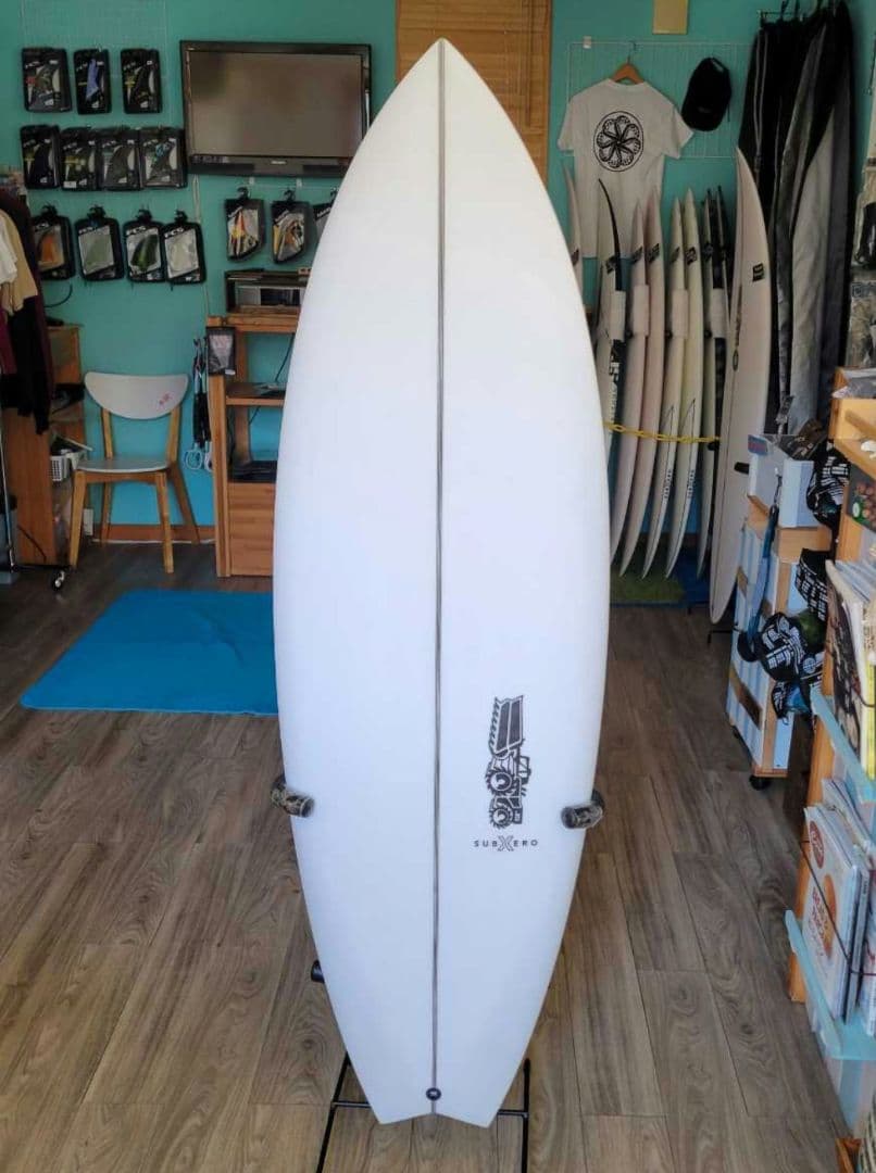 ＜新品・送料込み＞ 5.7 JS SUB XERO J0897