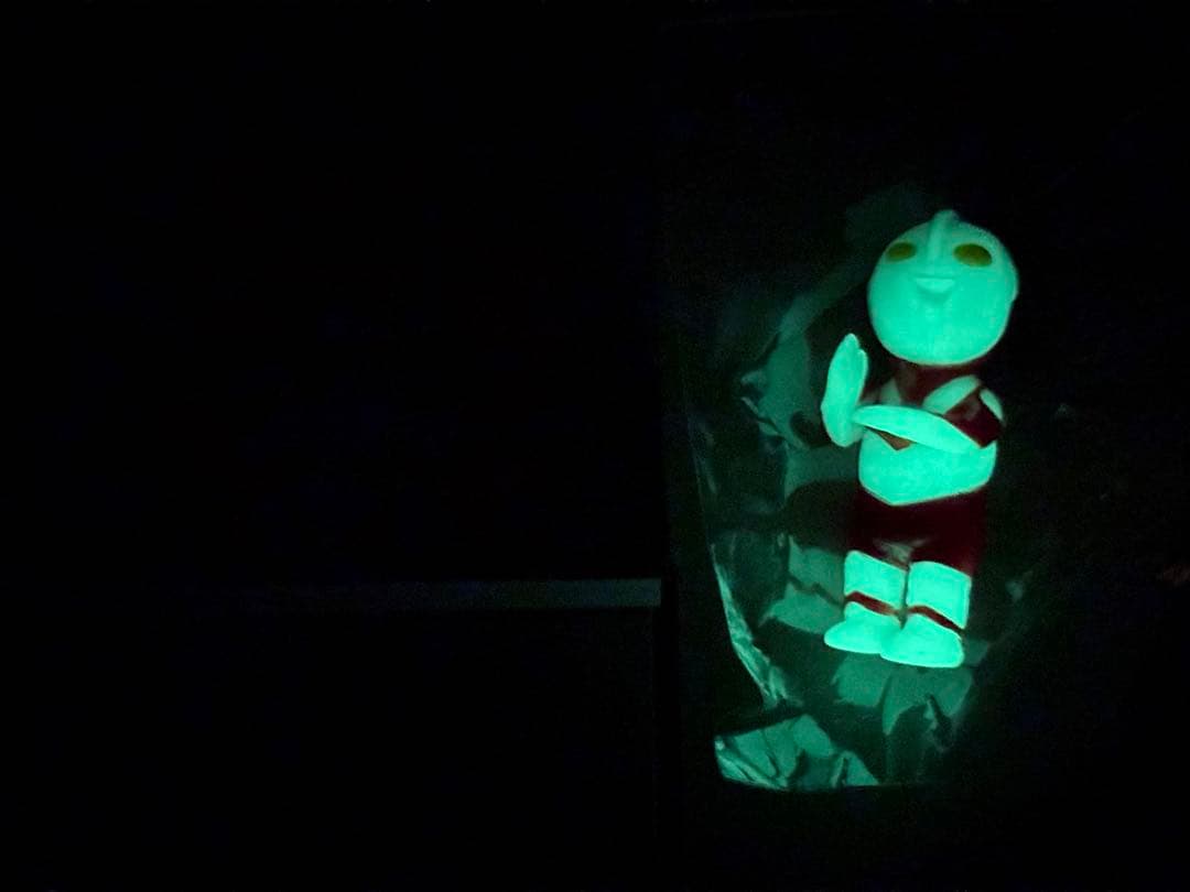 凍土 輝く光！ ウルトラマン 蓄光 GID ワンフェス 円谷 ソフビ 未使用