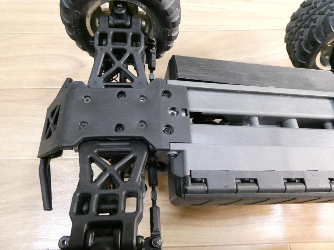 【お値下げ】HPI サベージXS SS 　EPカー　モンスタートラック