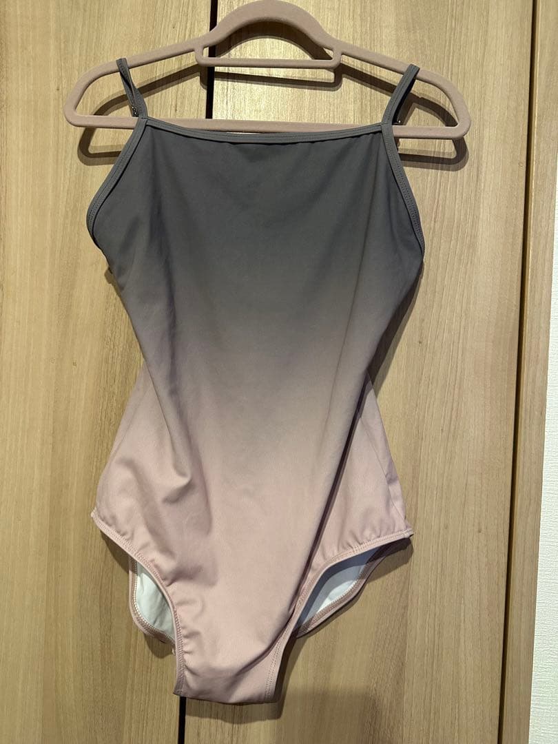 Byplie 限定品・完売品　グラデーション　レオタード
