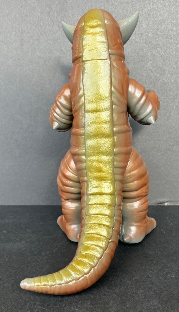 怪獣郷２０周年記念　ゴモラ　グレー成型　イベント限定品　開封品