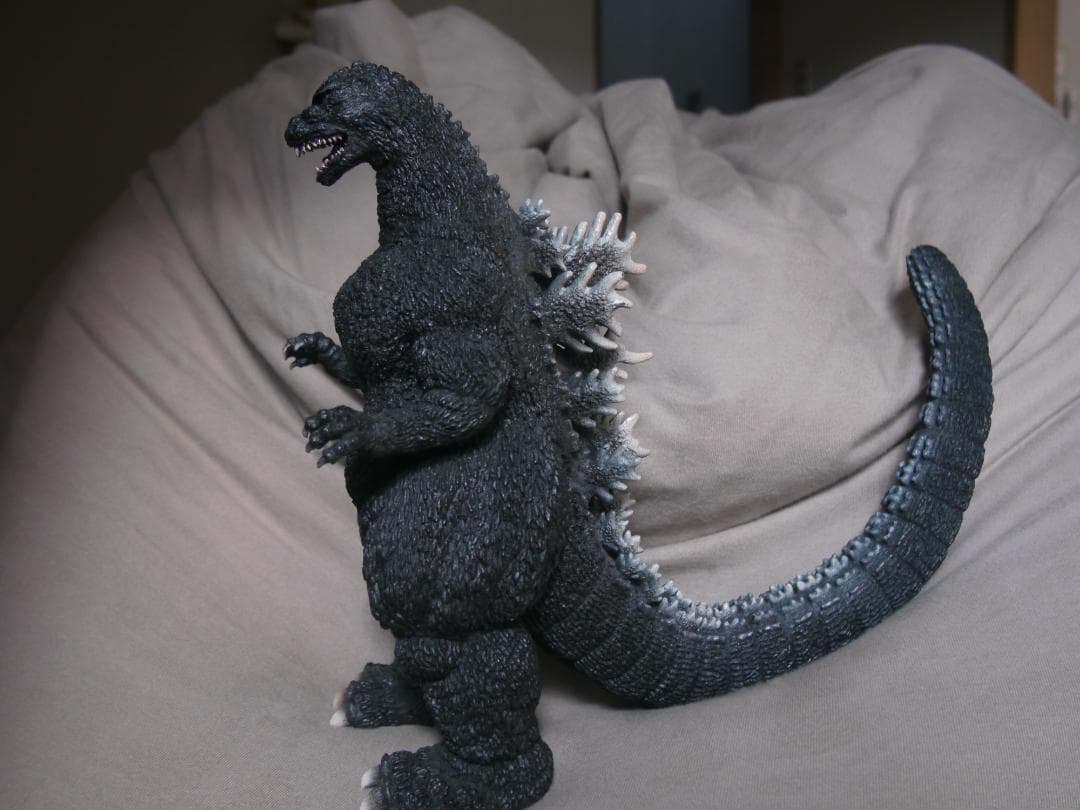ゴジラ フィギュア
