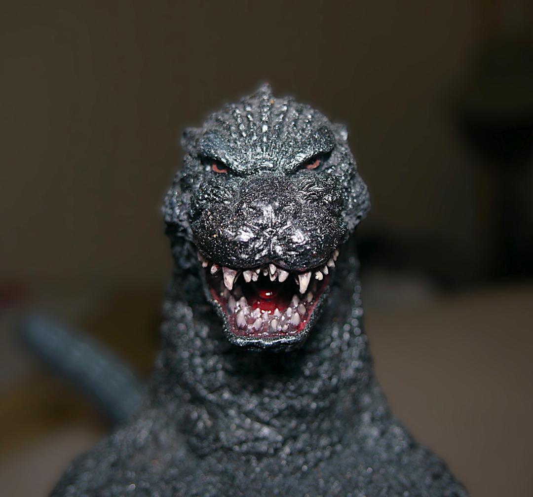 ゴジラ フィギュア