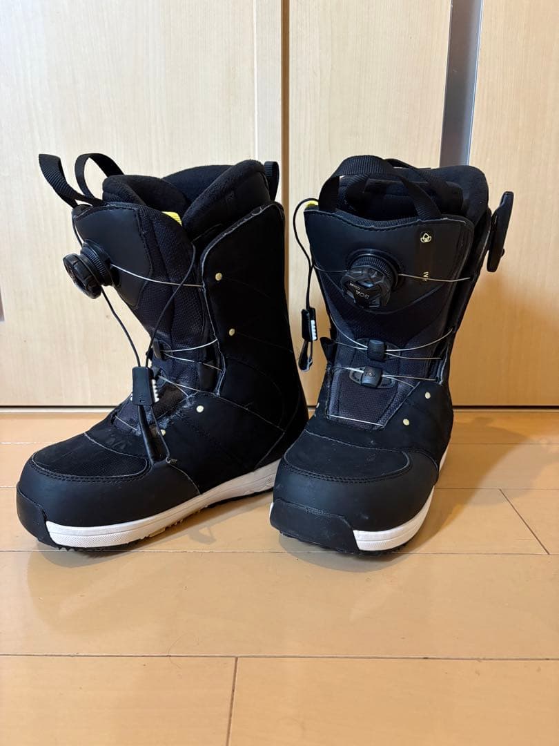 Salomon 子ども用女性用スノーボードブーツ ブラック 23.5cm