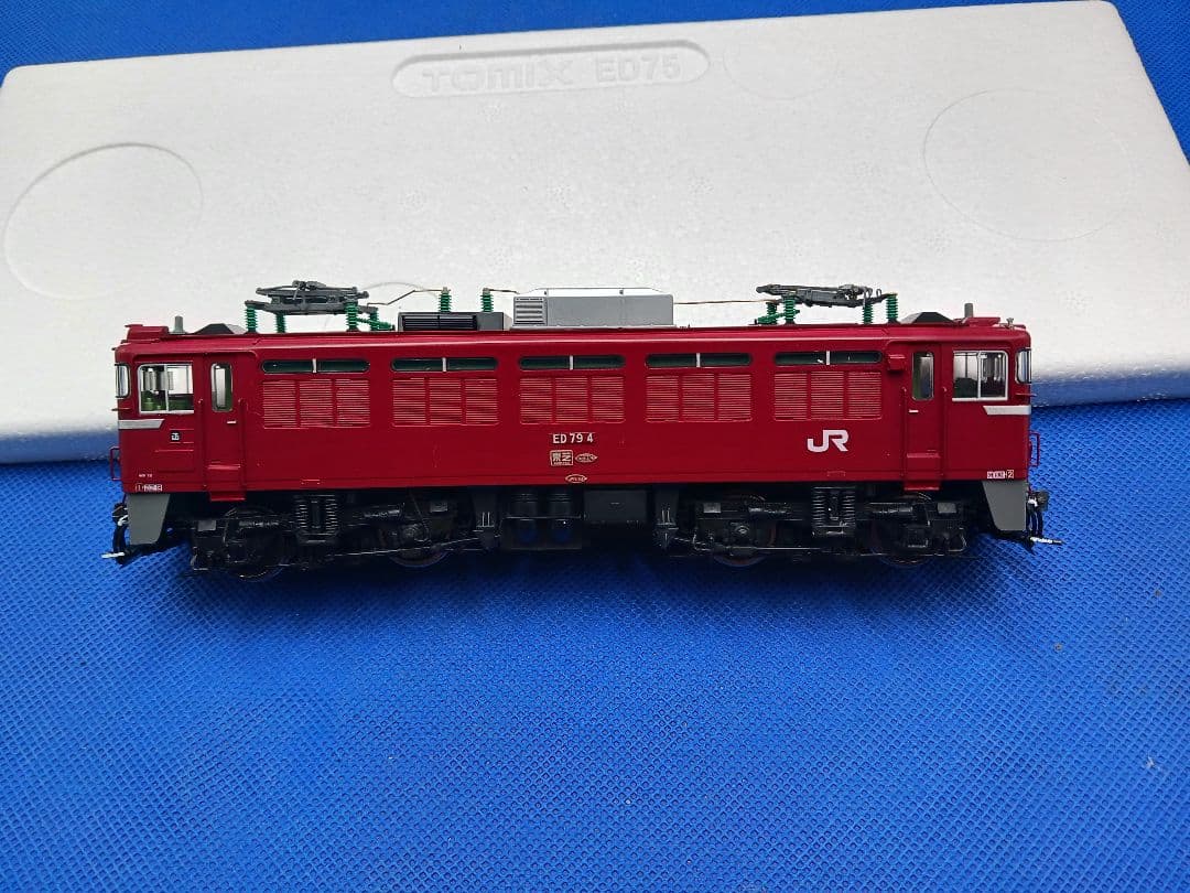 TOMIX HO-197 ED79形0番台 (シングルアームパンタグラフ搭載車)