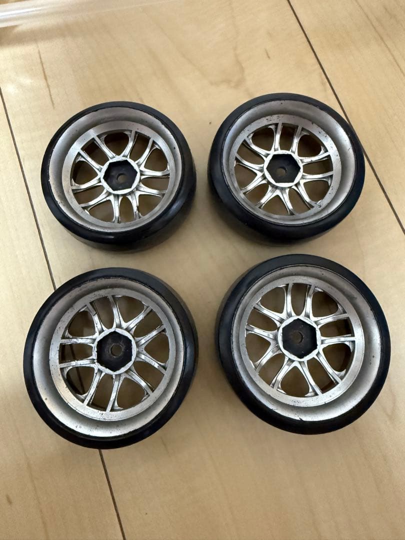 アディクション　ボディ　180sx ホイール　タイヤ付き