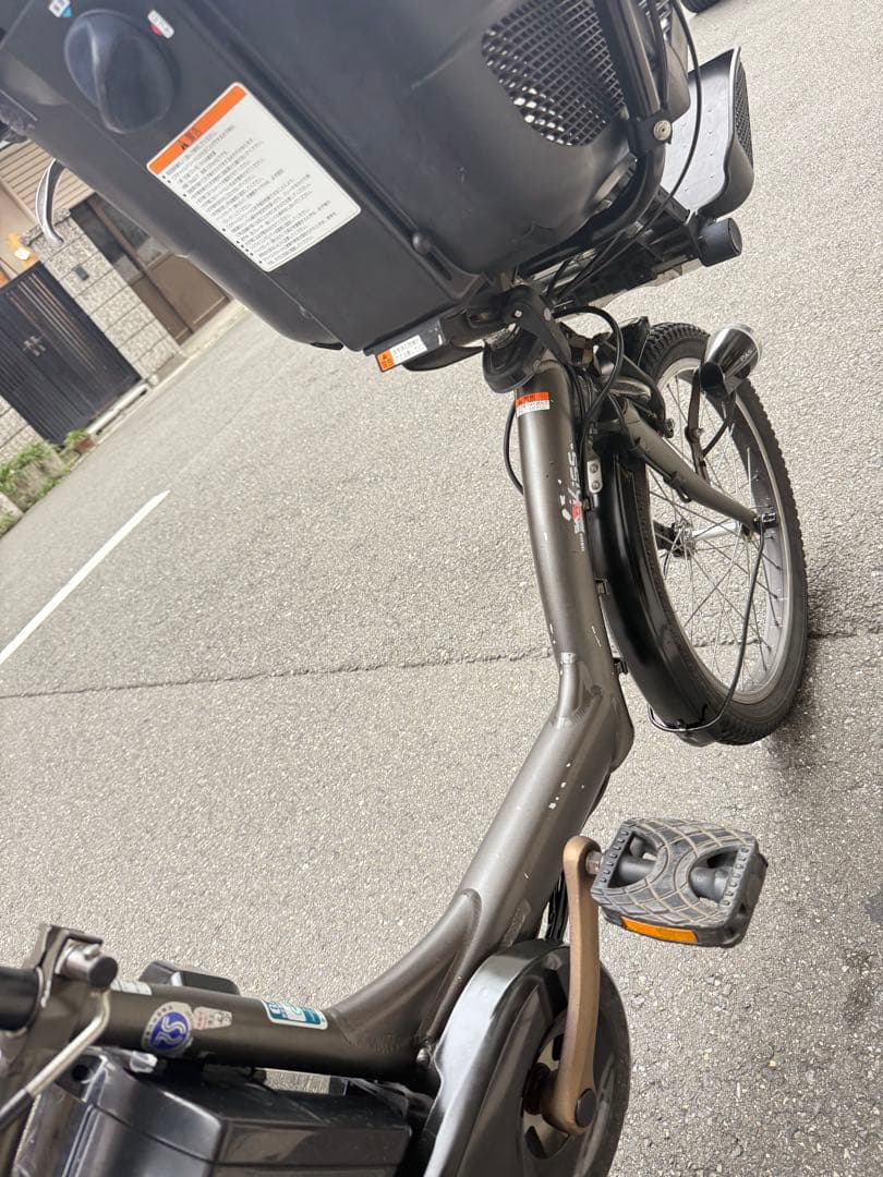 子供乗せ　3人　ヤマハ　電動アシスト自転車 チャイルドシート付き グレー
