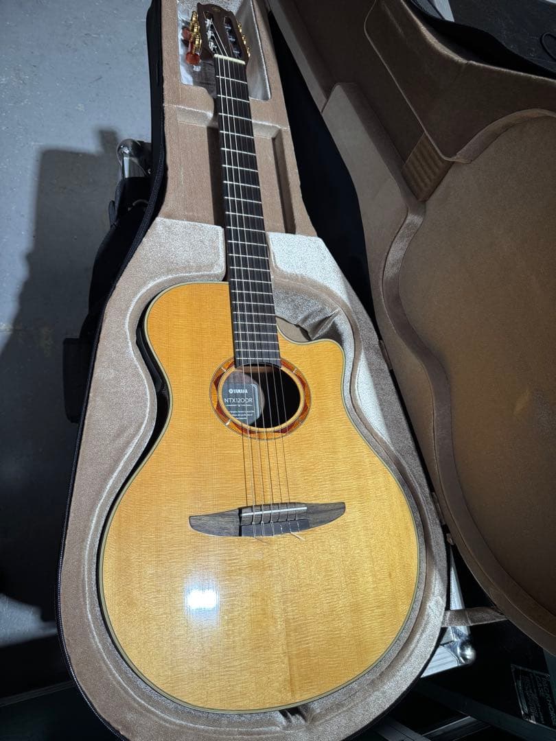 N*C様 YAMAHA NTX1200R クラシックギター　エレガット