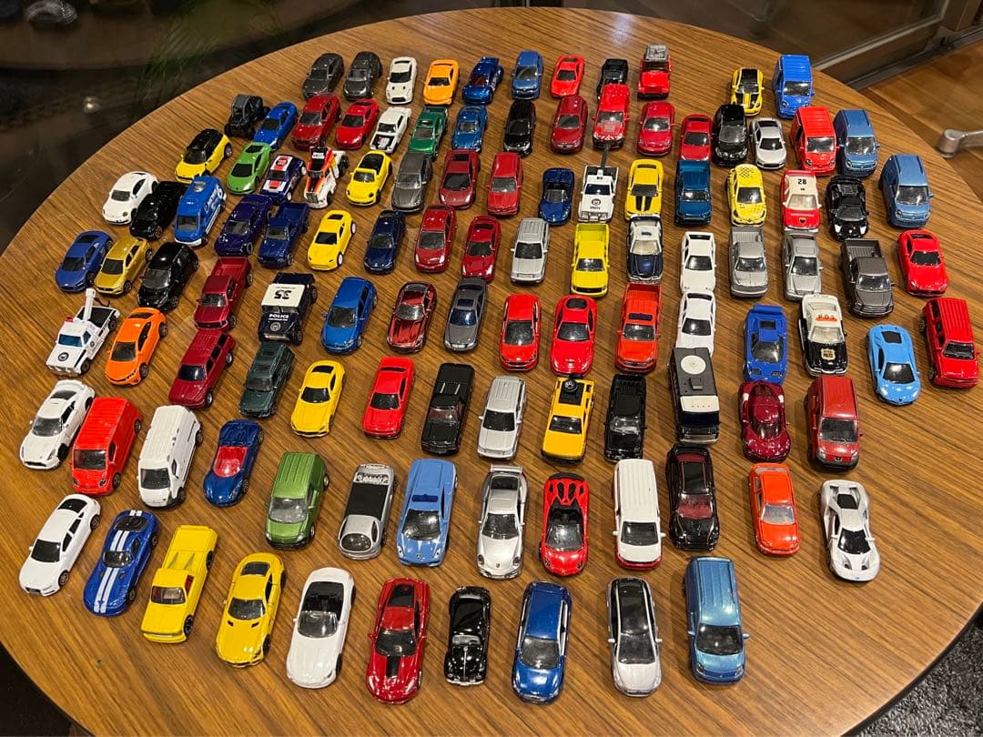 ミニカー　マジョレット　ホットウィール　まとめ売り約110台