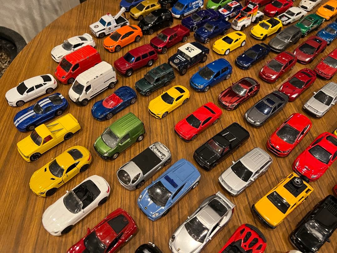 ミニカー　マジョレット　ホットウィール　まとめ売り約110台