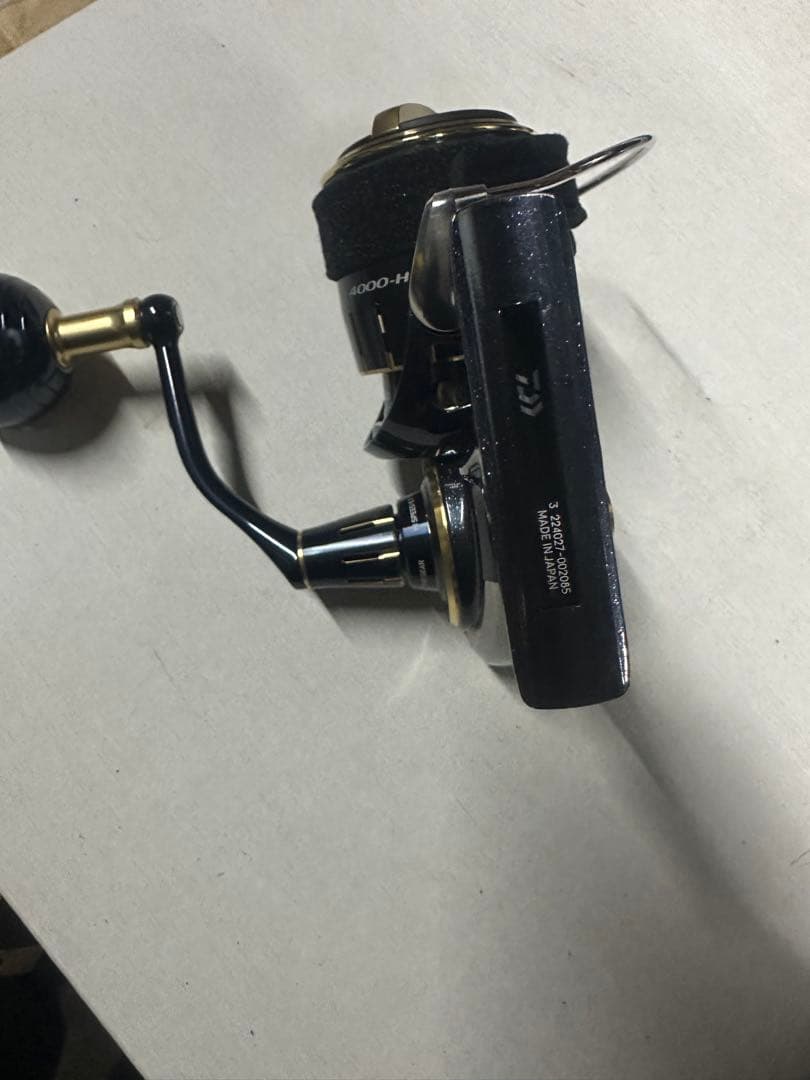 リール 23SALIGTA 4000-H