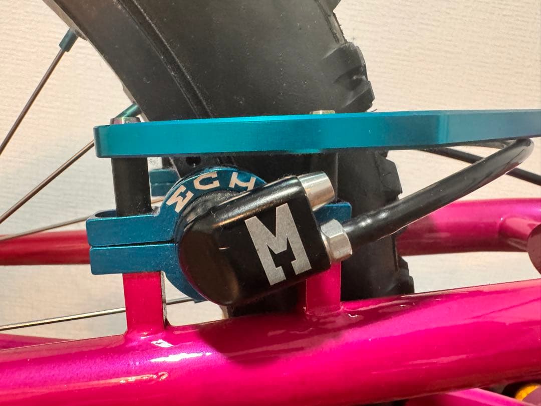 まー　トライアルバイク20インチ