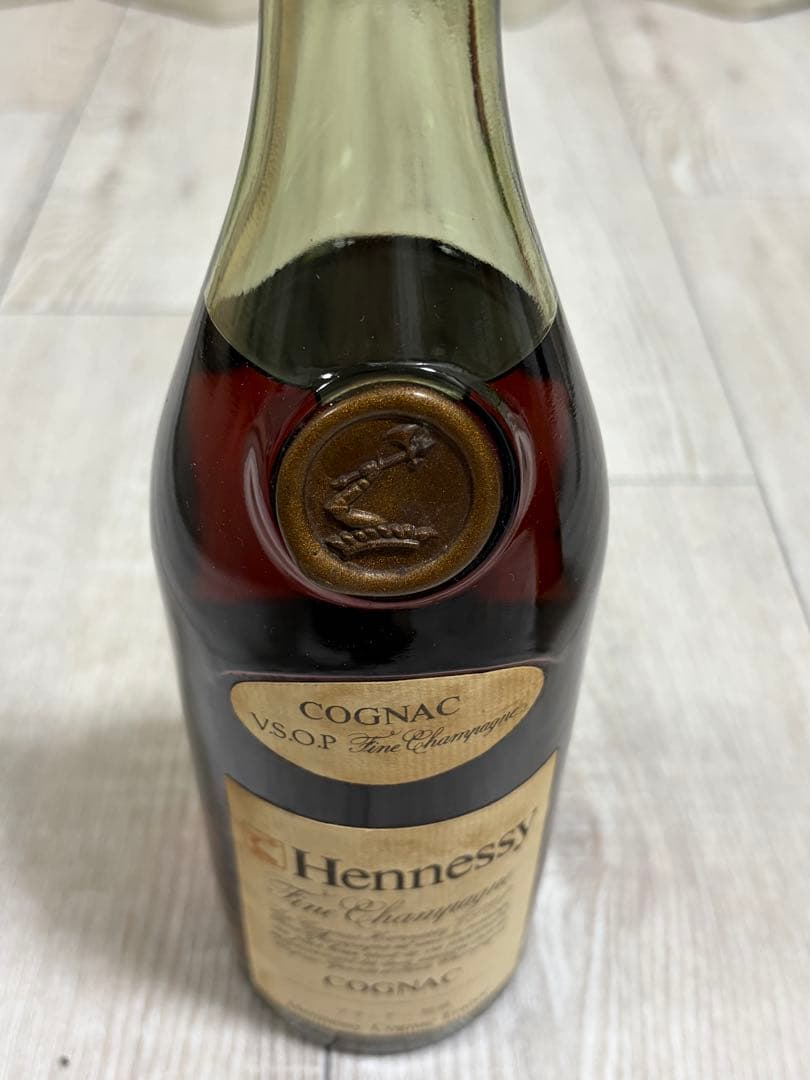 Hennessy ヘネシー VSOP コニャック 古酒 700ml 未開栓
