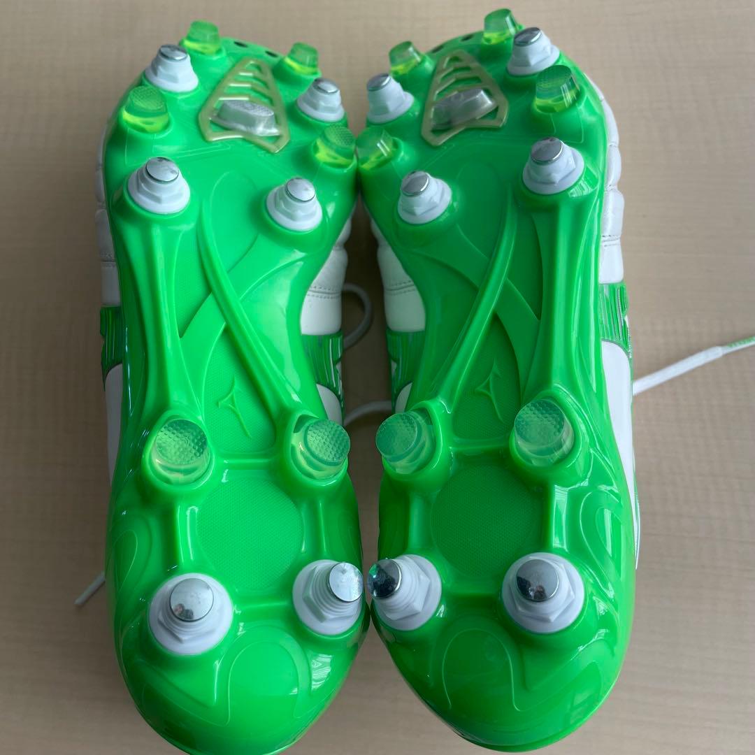 【限定カラー】Mizuno モレリアネオ4サッカースパイク MIXソール