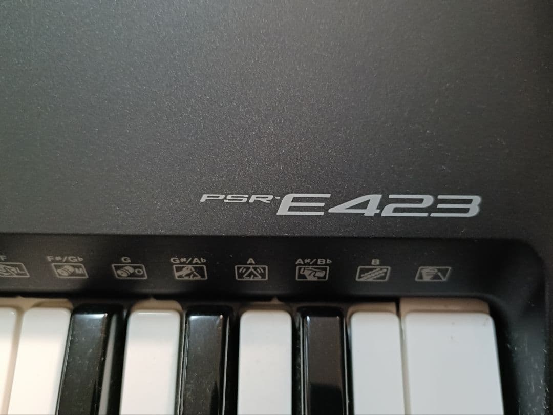 Yamaha PSR-E423 ポータブルキーボード 61鍵盤 黒 ジャンク