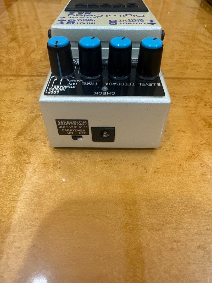 BOSS DD-8 デジタルディレイ　箱付き