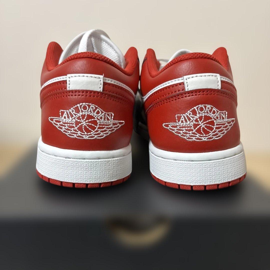 エアジョーダン 1 ローカット ホワイト/レッド