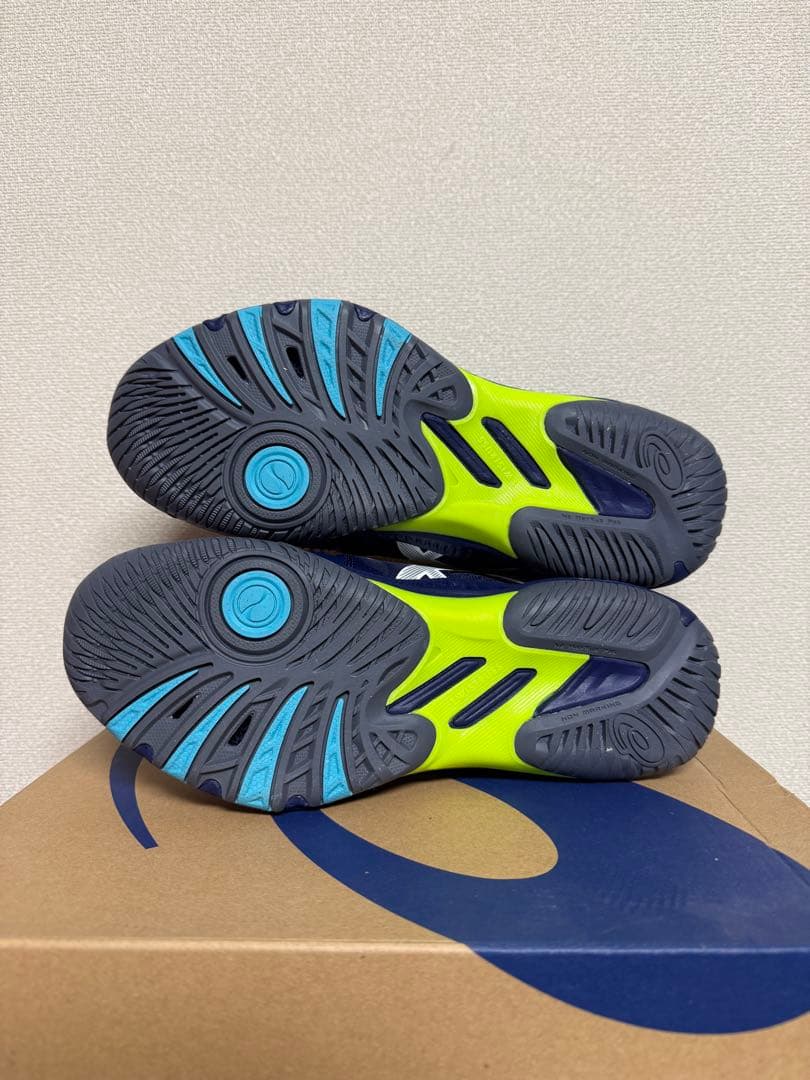 アシックスasics バレーボール シューズ 25.5㎝