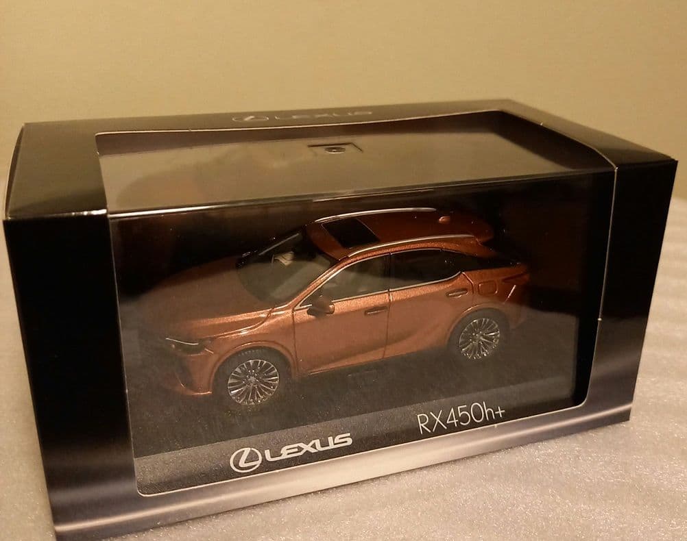 Lexus RX450h+ ミニカー