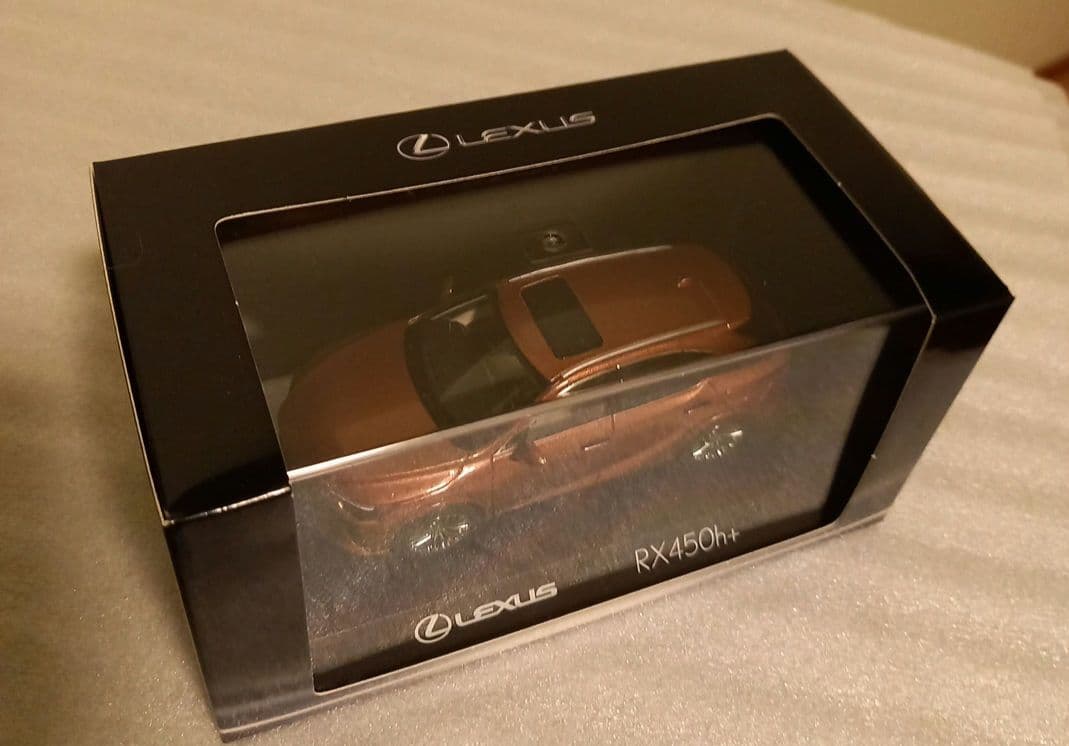 Lexus RX450h+ ミニカー