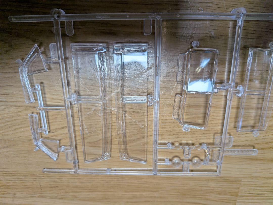 Revell 48 Ford Woody プラモデル箱はボロボロ中身は未開封です