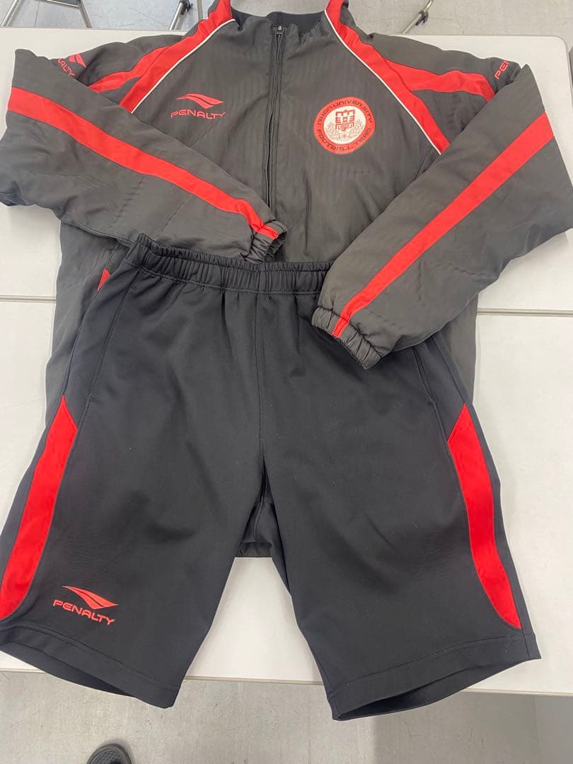 日本大学サッカー部　選手支給品　超貴重　4点セット　サイズＬ　PENALTY製