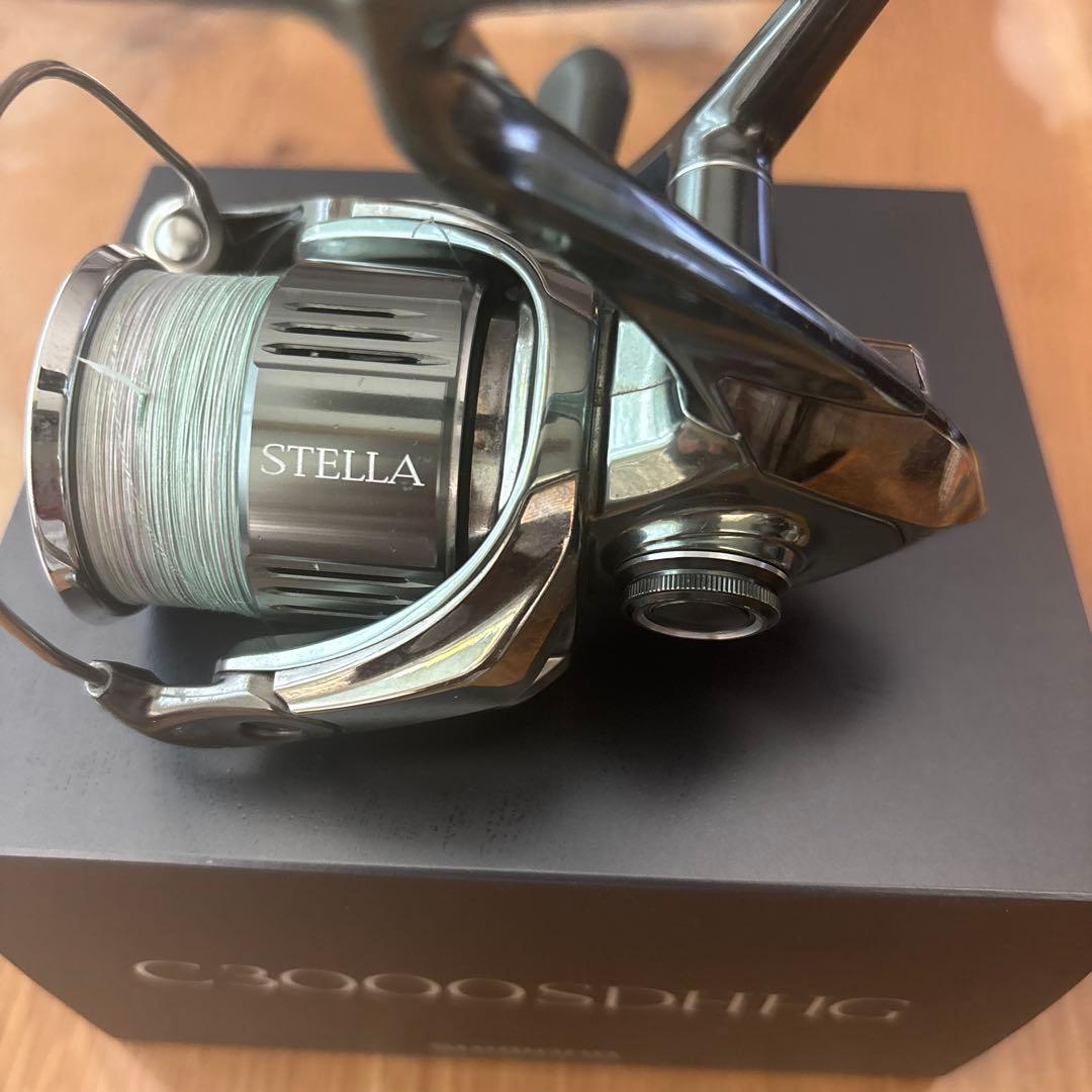 週末値下　22ステラ　シマノ　C3000SDHHG