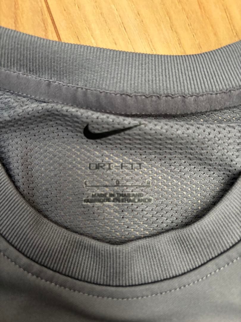 浦和レッズ支給品Nike サッカーシャツ Lサイズ グレー