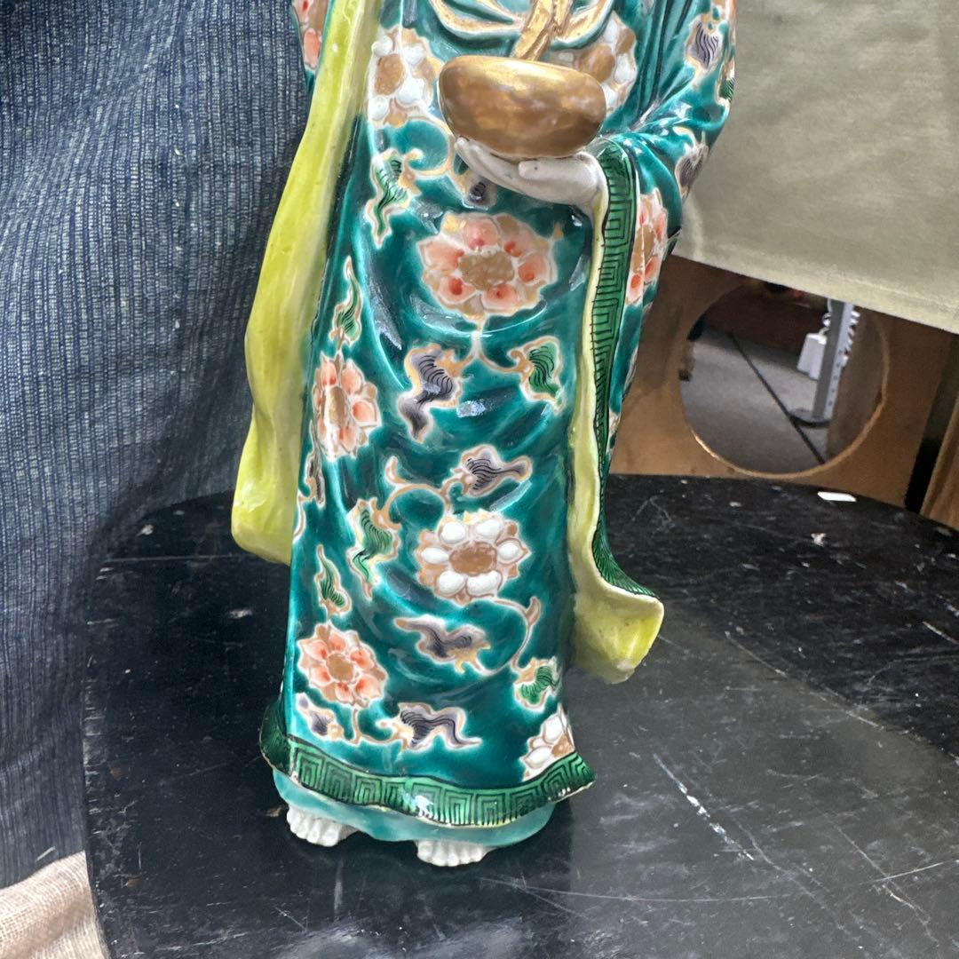 九谷焼観音像　仏様　金彩　色絵　五彩手　仏像　薩摩　微笑んでます！