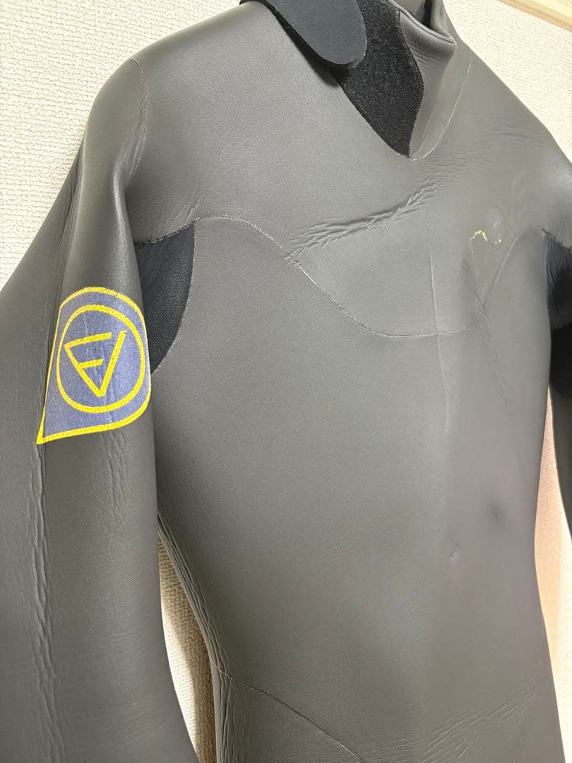 DOVE 冬用ウェットスーツ　ブラック