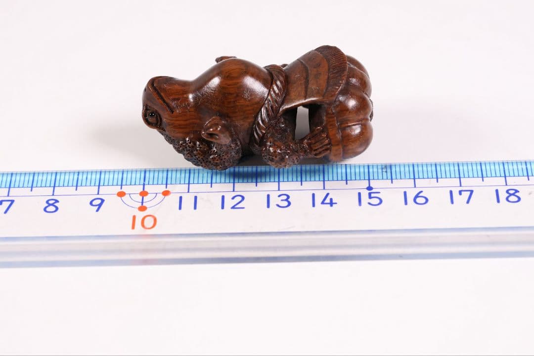 木製 提物 根付 友一銘 蛙力士 横綱 相撲 彫刻 木彫【MA888】