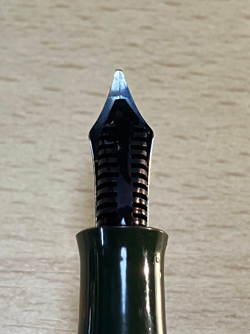 筆記具 faber-castell 882 green-stripes B-nib